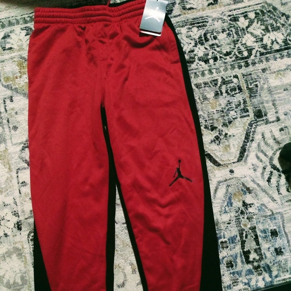 NWT Jordan jogging pants boys youths size 12_13y - Picture 2 of 11